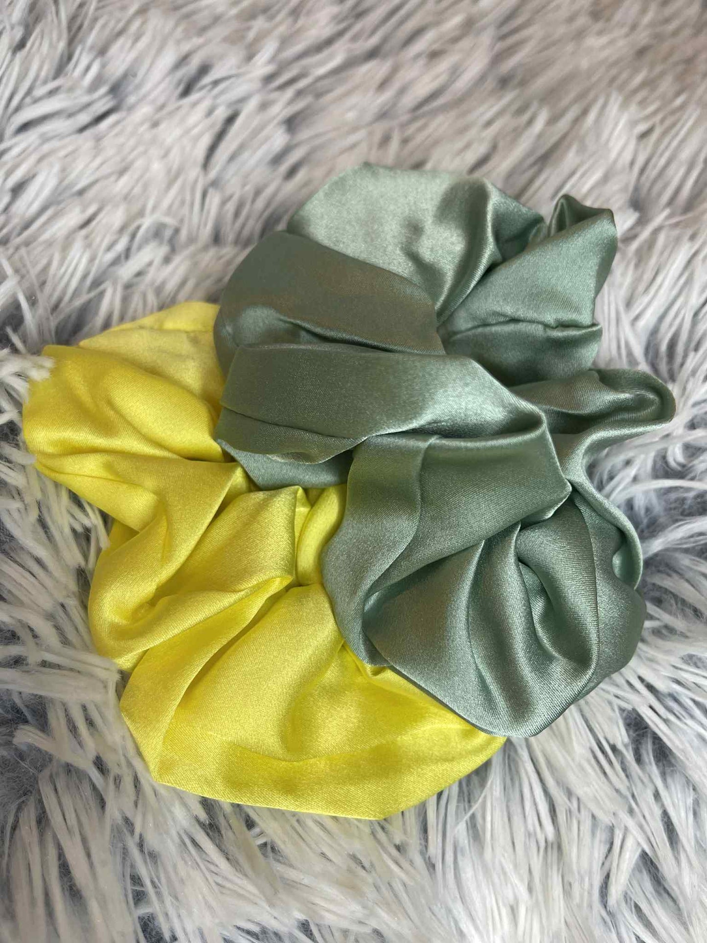 Gul Silk Satin Scrunchie